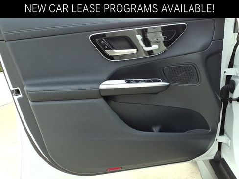 Used 2026 Mercedes-Benz GLC 300 4MATIC image 12