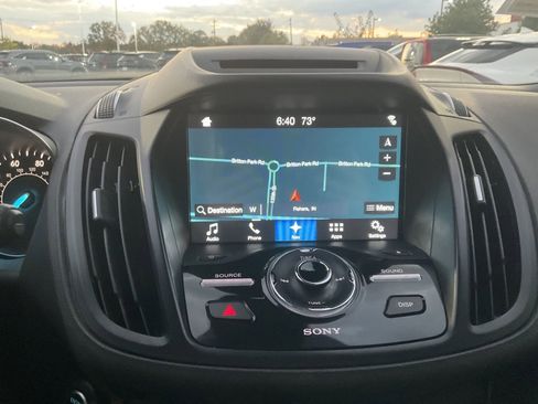 Used 2018 Ford Escape Titanium w/ Ford Safe & Smart Package image 22