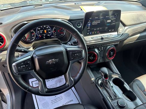 Used 2024 Chevrolet Blazer RS w/ Driver Confidence II Package FWD image 22