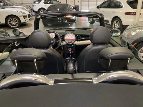 Used 2014 MINI Cooper Convertible FWD image 34