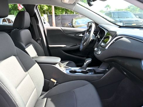 Used 2021 Chevrolet Malibu LS w/ Driver Confidence Package II image 16