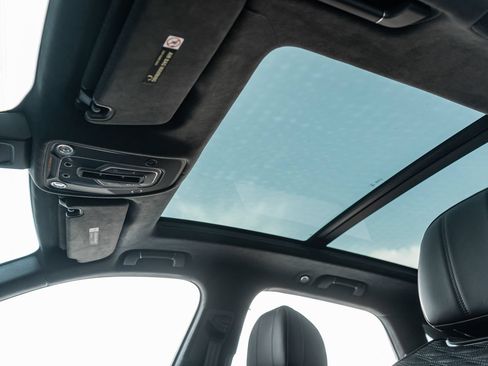 Certified 2026 Bentley Bentayga Speed AWD/4WD image 27