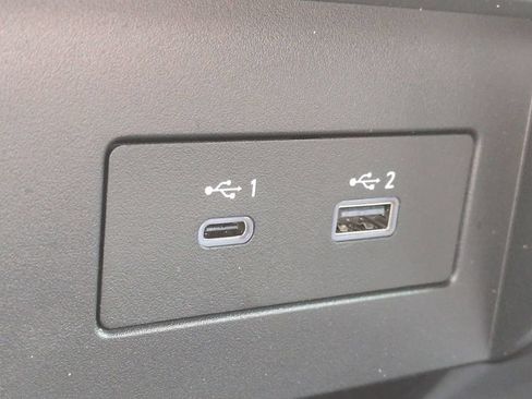 Used 2024 Nissan Titan PRO-4X w/ Pro-4x Convenience Package AWD/4WD image 22