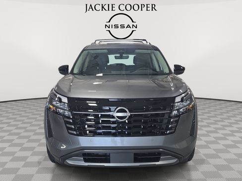 New 2026 Nissan Pathfinder SL w/ SL Premium Package image 2