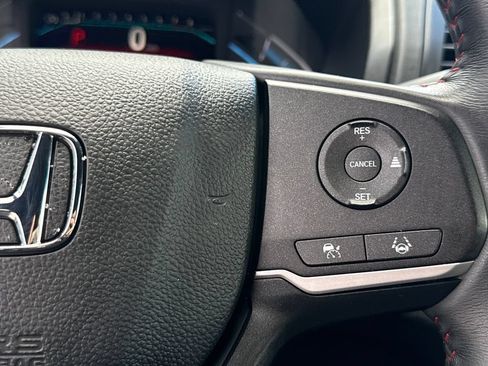Used 2023 Honda Odyssey Sport image 15