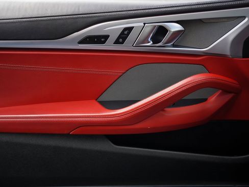 Used 2019 BMW M850i xDrive Coupe w/ Comfort Seating Package image 37