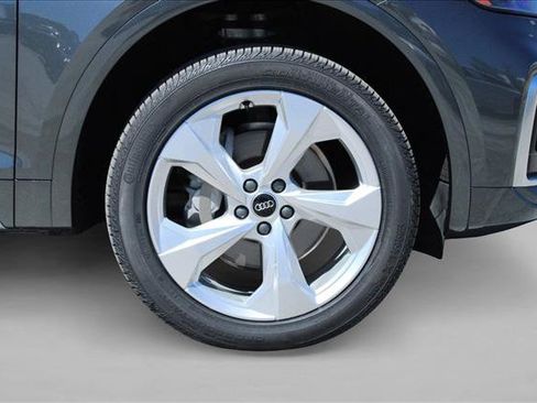 Used 2023 Audi Q5 2.0T Premium Plus AWD/4WD image 16