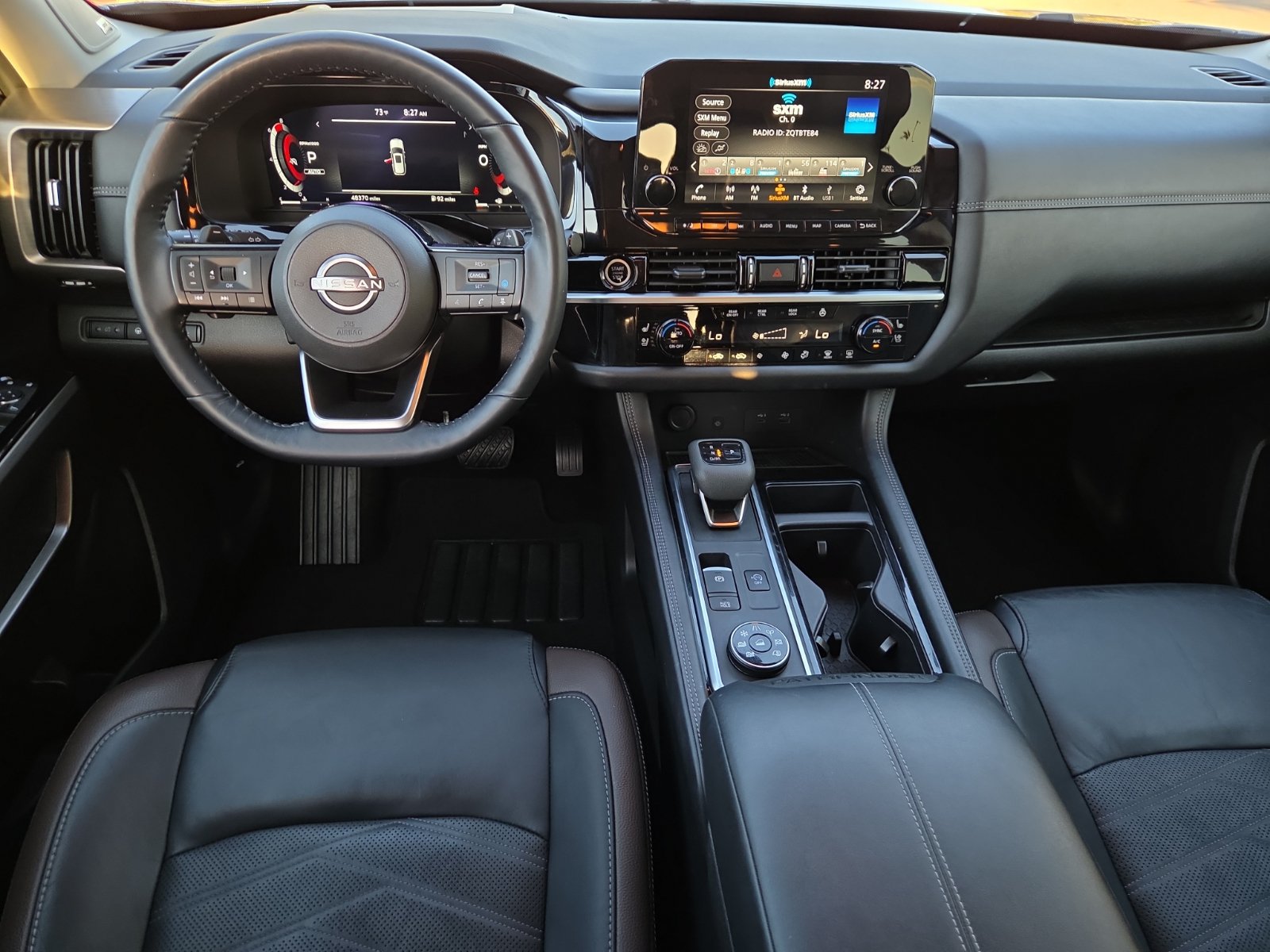 Used 2024 Nissan Pathfinder Platinum w/ Black Appearance Package AWD/4WD image 12