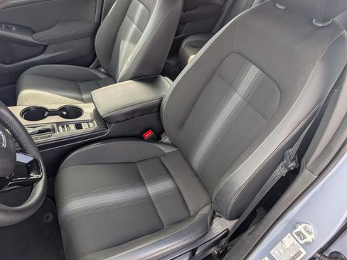 Used 2023 Honda Civic Sport image 11