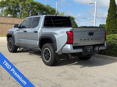 Used 2024 Toyota Tacoma TRD Off-Road w/ TRD Off Road Premium Package AWD/4WD image 5