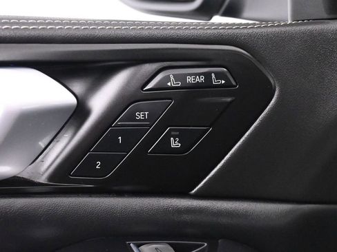 Used 2023 BMW X7 xDrive40i w/ Premium Package image 47