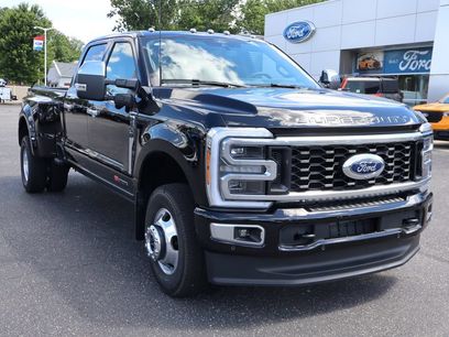 New 2026 Ford F350 Platinum w/ Platinum Plus Package