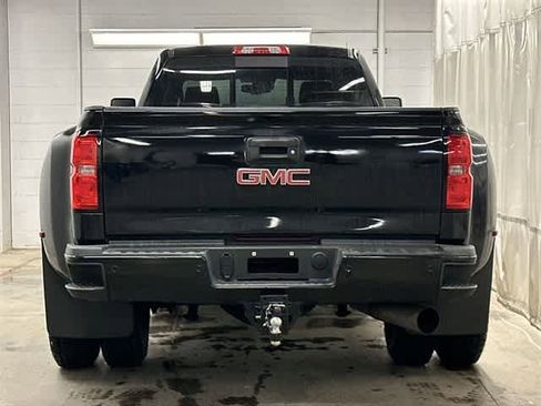Used 2019 GMC Sierra 3500 Denali image 4