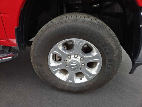 Used 2024 RAM 2500 Big Horn w/ Safety Group image 18