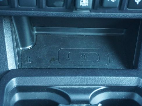 Used 2023 Toyota Tacoma TRD Off-Road image 15