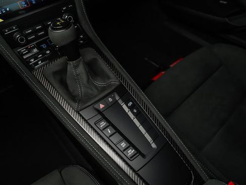 Used 2025 Porsche 718 Cayman GT4 RS RWD image 27