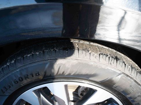 Used 2024 Honda Odyssey EX-L image 31