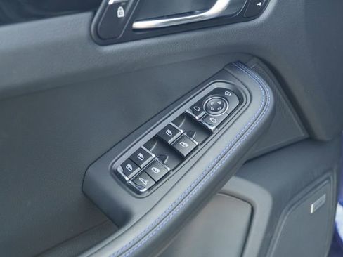 Certified 2026 Porsche Macan image 16