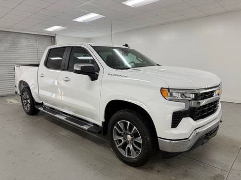 New 2026 Chevrolet Silverado 1500 LT image 3