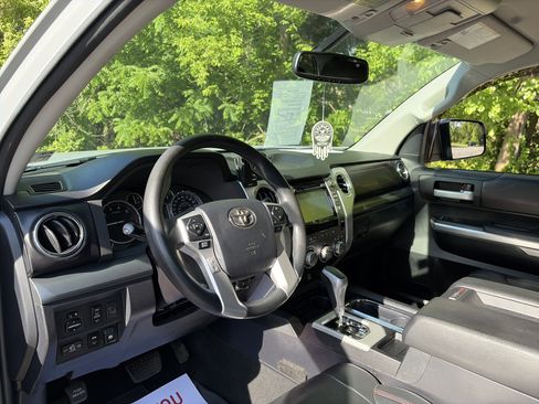 Used 2017 Toyota Tundra TRD Pro AWD/4WD image 20