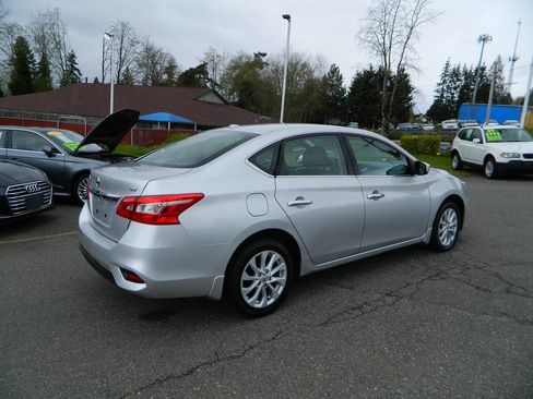 Used 2019 Nissan Sentra SV image 8