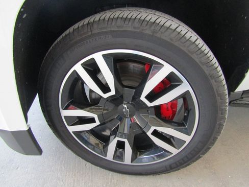 Used 2018 Chevrolet Tahoe Premier image 38