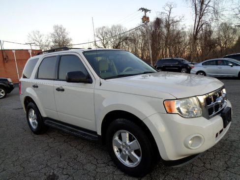 Used 2012 Ford Escape XLT image 3