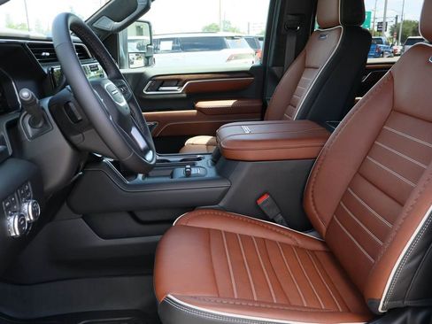 New 2026 GMC Sierra 3500 Denali Ultimate AWD/4WD image 21