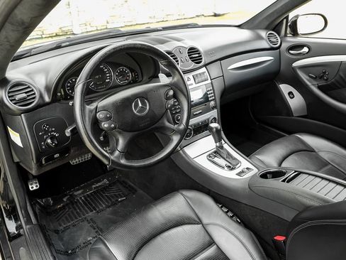 Used 2007 Mercedes-Benz CLK 63 AMG Cabriolet image 24
