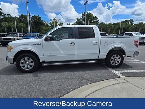 Used 2011 Ford F150 Lariat w/ Lariat Chrome Pkg RWD image 4