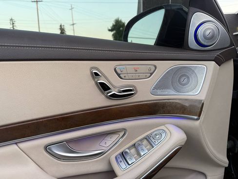 Used 2014 Mercedes-Benz S 550 Sedan image 26