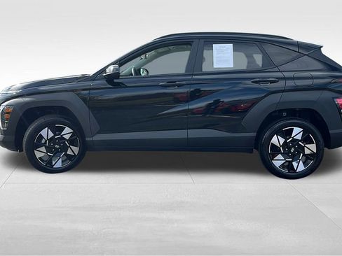 Used 2025 Hyundai Kona SEL image 6