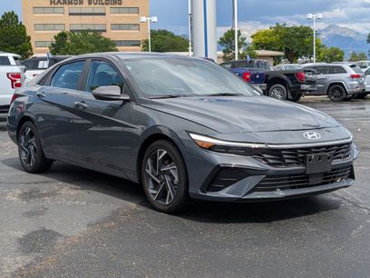 Used 2025 Hyundai Elantra Limited