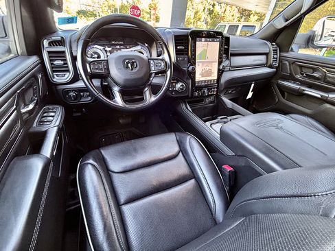 Certified 2022 RAM 1500 Limited image 22