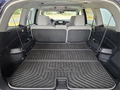 Used 2020 Honda Pilot Touring image 15
