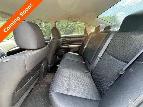 Used 2016 Nissan Altima 2.5 S w/ Power Driver Seat Package FWD image 5