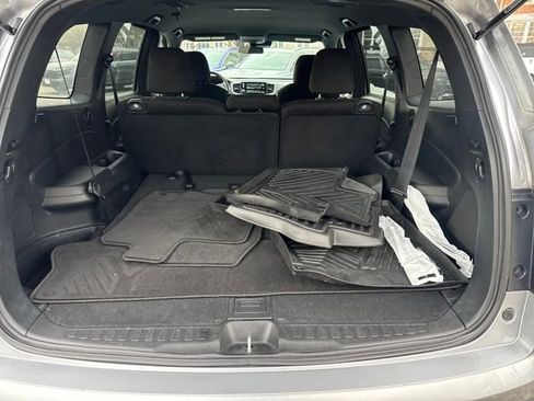 Used 2022 Honda Pilot Sport image 15