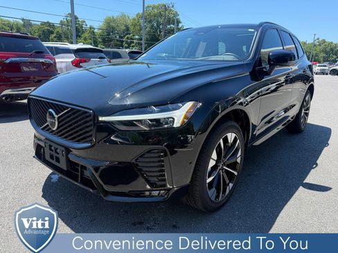 Certified 2026 Volvo XC60 B5 Plus w/ Protection Package Premier AWD/4WD image 4