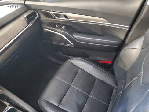 Certified 2022 Kia Telluride EX w/ EX Premium Package image 12