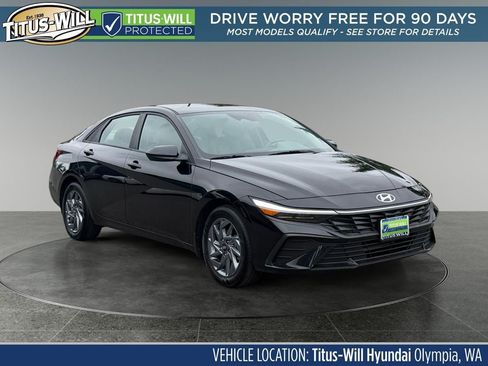 Used 2024 Hyundai Elantra SEL FWD image 1