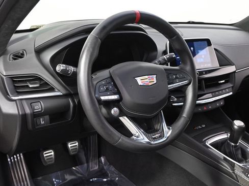 Used 2022 Cadillac CT4 V Blackwing w/ Carbon Fiber 1 Package RWD image 12