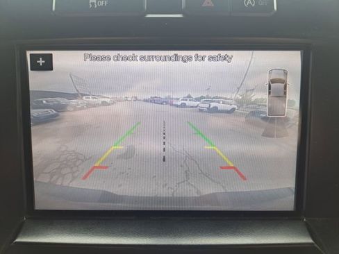 Used 2017 Ford F150 XLT w/ Equipment Group 302A Luxury image 22