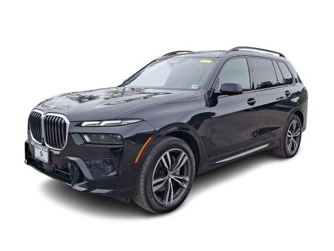Used 2025 BMW X7 xDrive40i w/ Executive Package AWD/4WD image 3