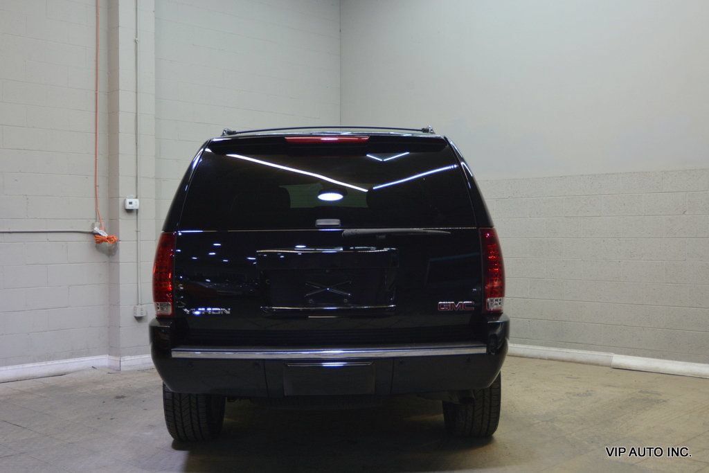 Used 2013 GMC Yukon Denali AWD/4WD image 16