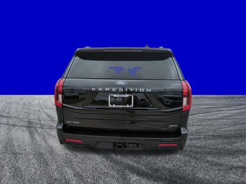 New 2026 Ford Expedition Max Active RWD image 5