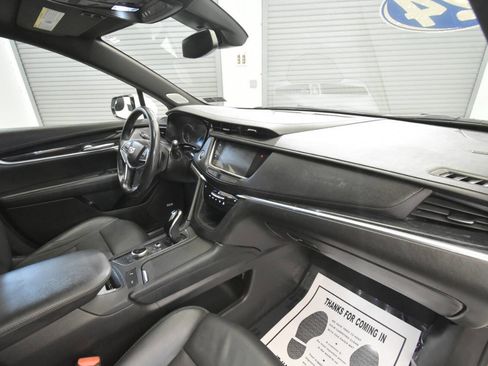 Used 2024 Cadillac XT5 Premium Luxury FWD image 16