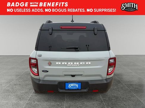 Used 2022 Ford Bronco Sport Outer Banks w/ Tech Package AWD/4WD image 5