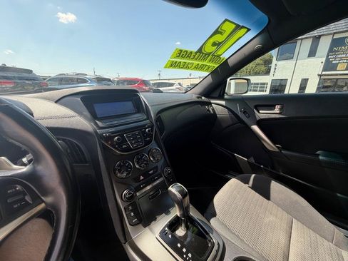 Used 2015 Hyundai Genesis 3.8 RWD image 34