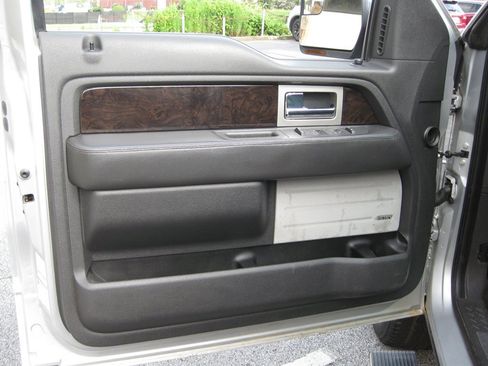 Used 2014 Ford F150 Platinum AWD/4WD image 12