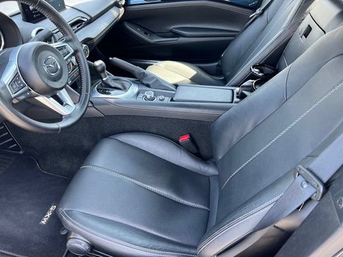 Used 2025 MAZDA MX-5 Miata RF Grand Touring RWD image 9